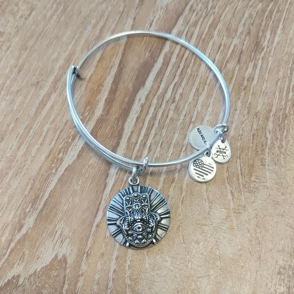 Hasma hand Bracelet